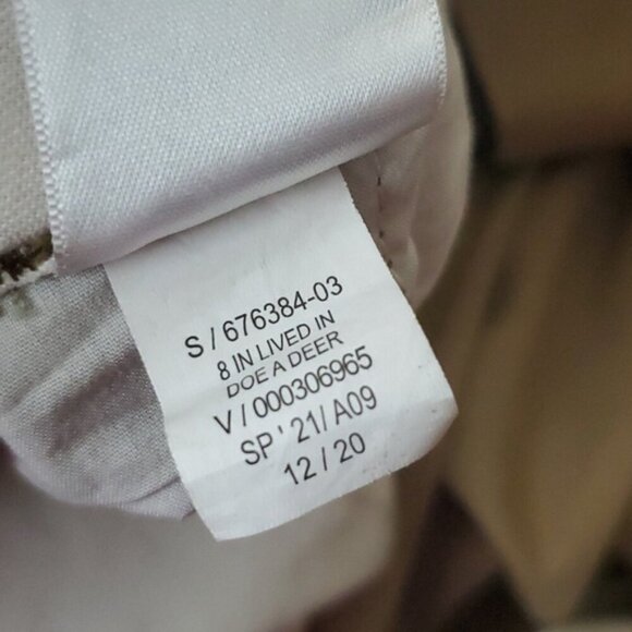 Old Navy size 36 Lived-In Straight 8 inch "Doe A Deer" khaki shorts - Picture 5 of 5